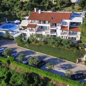 4* Szálloda Annette