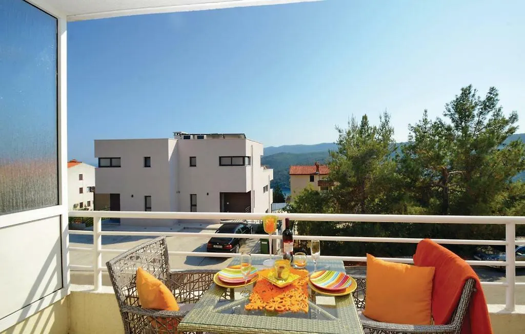Apartment Rosana Rabac 0*,